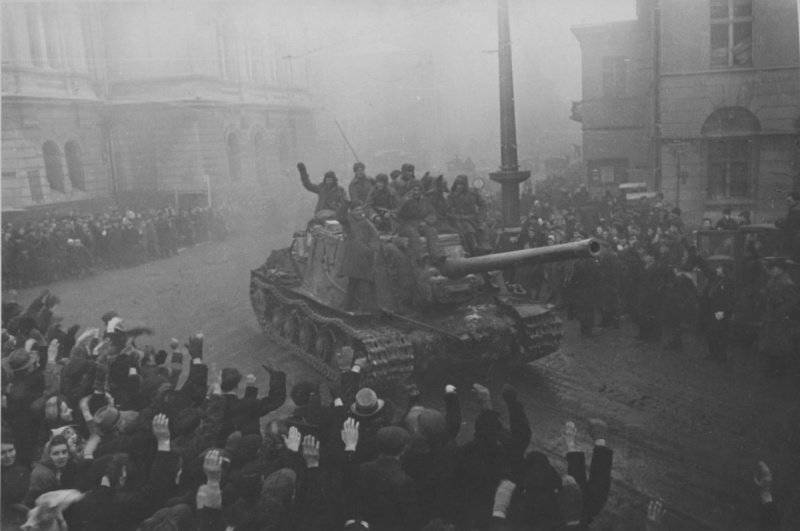 Семидесятилетие освобождения Варшавы от фашистов: праздник простых людей