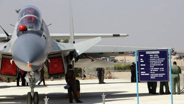 Индийский эксперт: Индии предпочтительней отказаться от французских Rafale в пользу российских Су-30