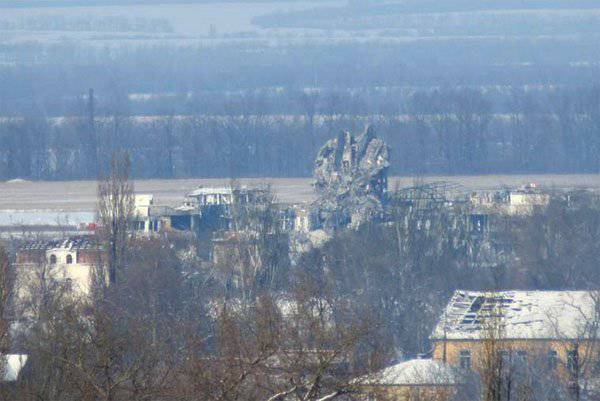 СМИ: ополчение ДНР начало операцию по установлению контроля над всей территорией Донецкого аэропорта