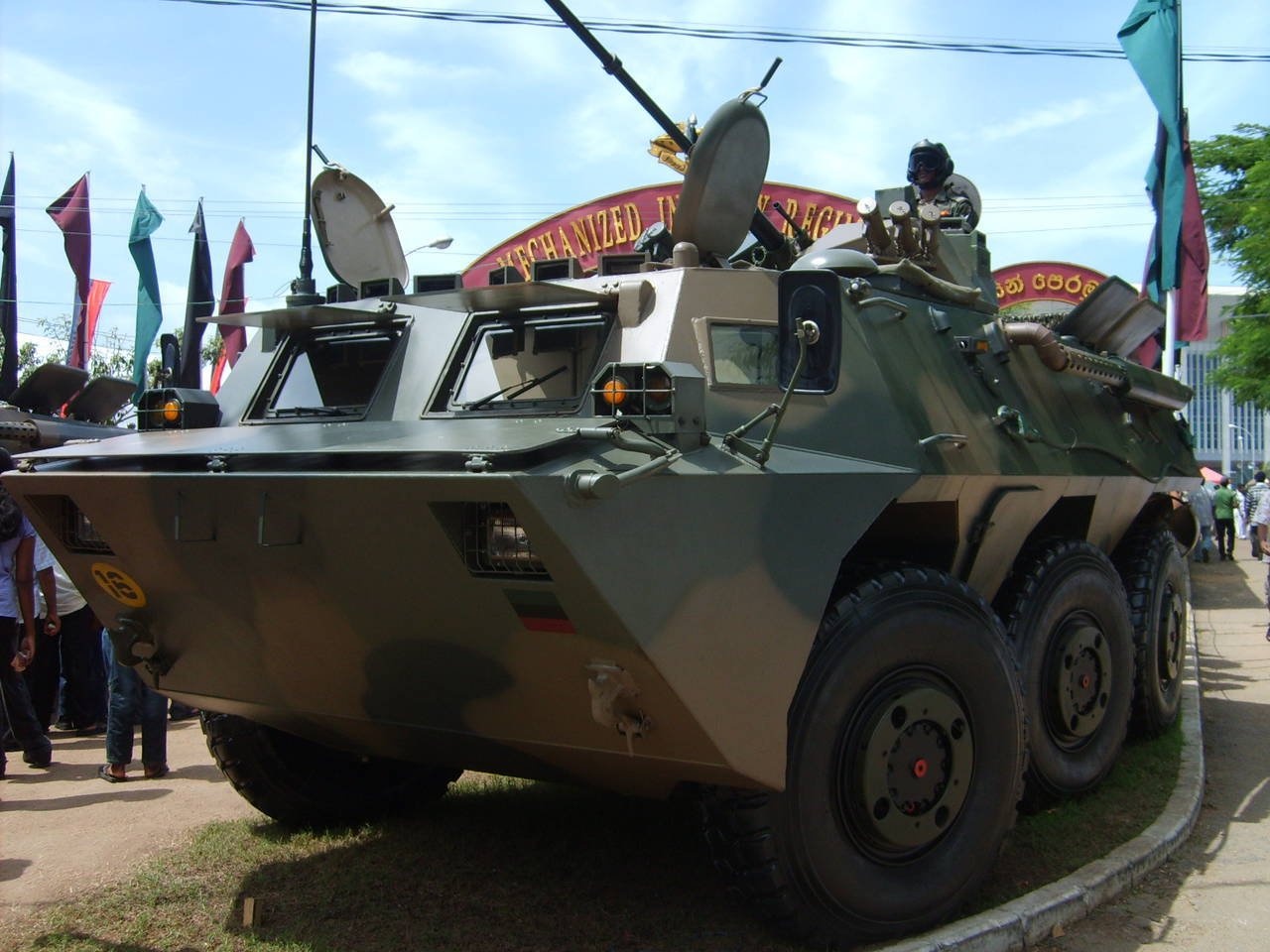 Resultado de imagen para vehículos blindados de transporte de personal WMZ-551
