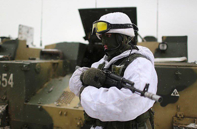 Не ватники, а варежки: как выглядят российские солдаты зимой