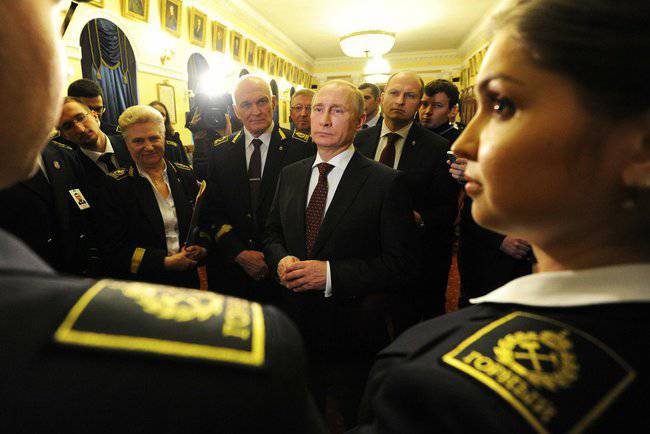 Путин про Украину: ликбез для школьников