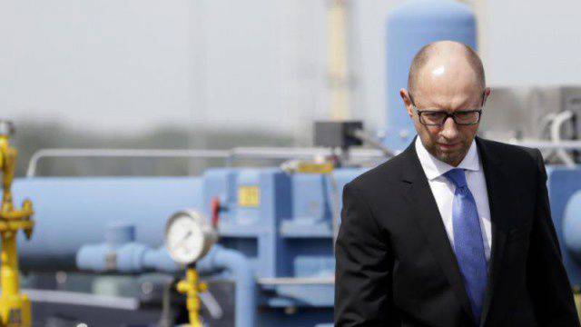 Премьер-министр Украины Арсений Яценюк пожаловался властям ЕС на «незаконный» запрет реверса газа