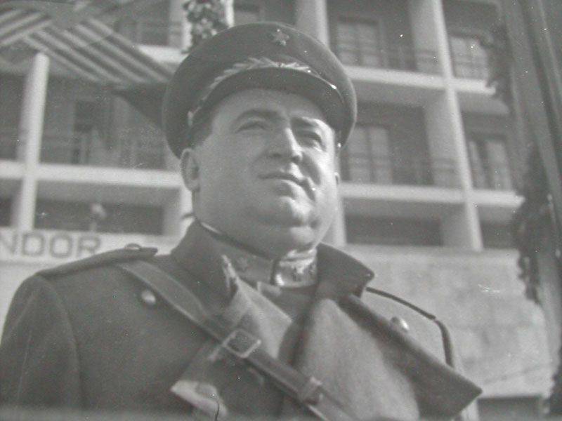 Энвер Ходжа – последний «сталинист» Европы. Часть 2. Вождь самодостаточной страны