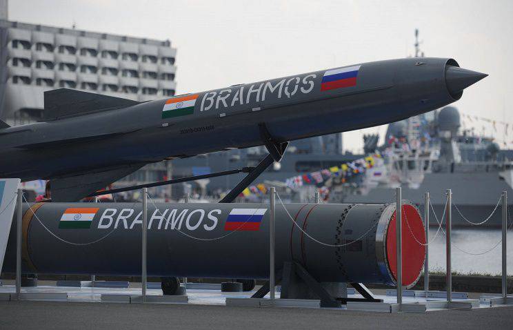 Ракетами «БраМос» вооружат ещё 3 индийских корабля