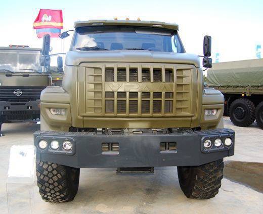 Армейский вариант грузовика «Урал-М»