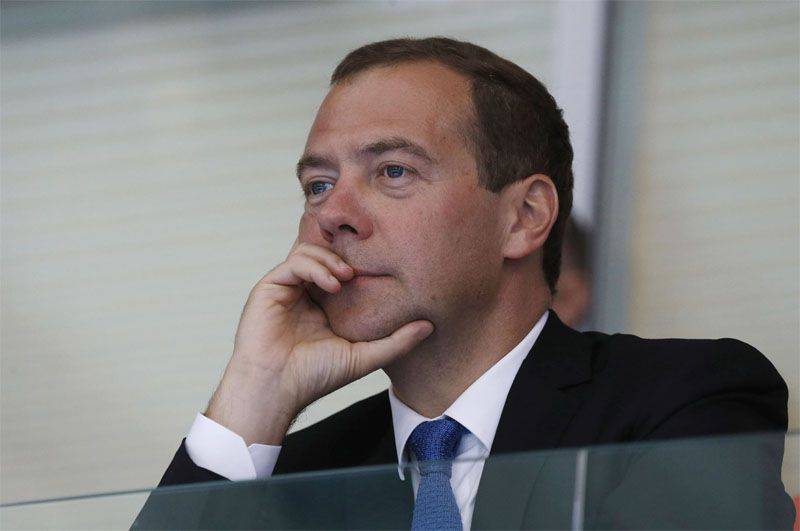 Дмитрий Медведев назвал пять государств, против которых РФ ввела контрсанкции