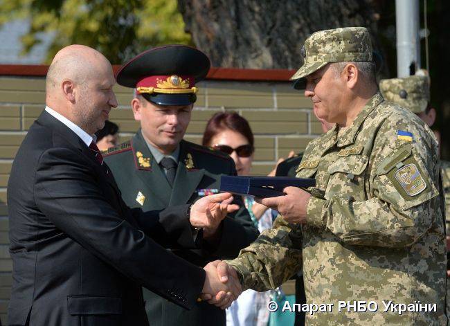 Украинская военная доктрина определяет Россию противником и агрессором...