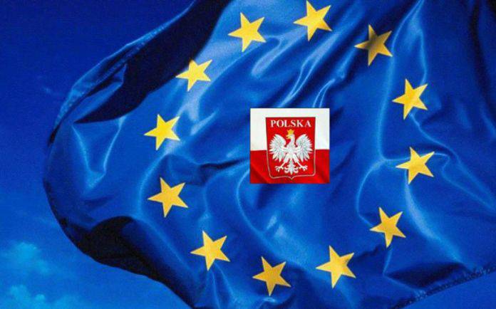 Немецкие парламентарии призвали к введению санкций в отношении Польши