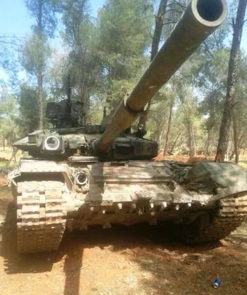 Боевики разместили в сети фото Т-90А, якобы брошенного сирийскими военными