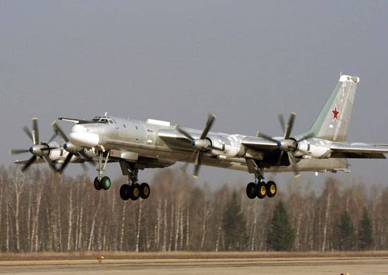 МО РФ подтвердило информацию о возгорании двигателя Ту-95МС под Иркутском