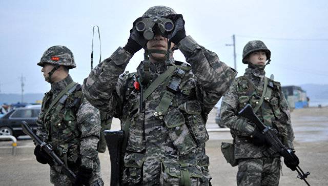 Южнокорейские военные посетили российское мотострелковое соединение в Приморье