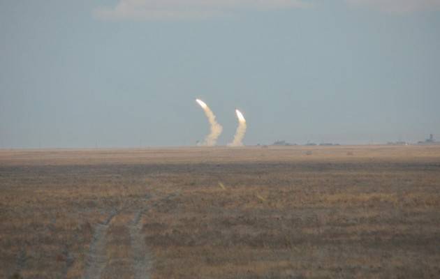 Ракетные учения по-украински: "Беспилотники имитируют полёт крылатой ракеты"