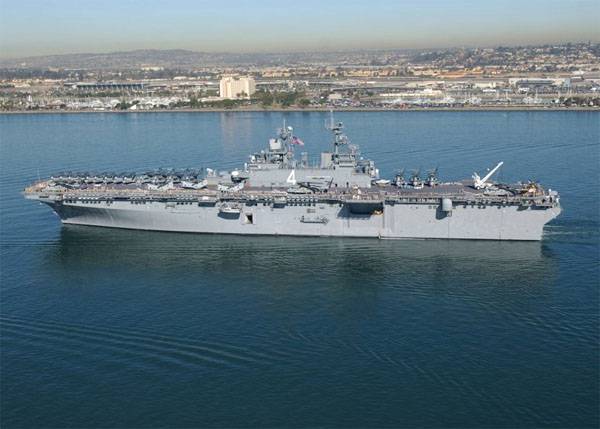 Два корабля ВМС США с 4 тыс. военнослужащих на борту вошли в Средиземное море