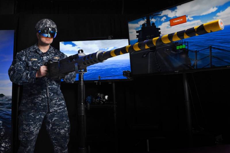 В США разработан шлем дополненной реальности для наводчиков корабельных орудий