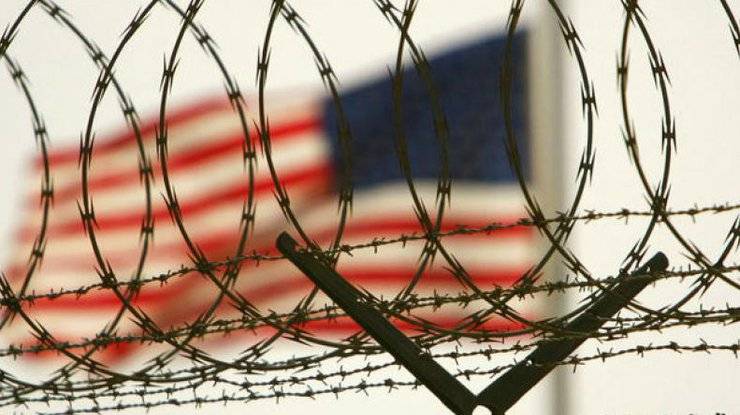 Литва и Польша не согласны на строительство на их территории секретных тюрем США