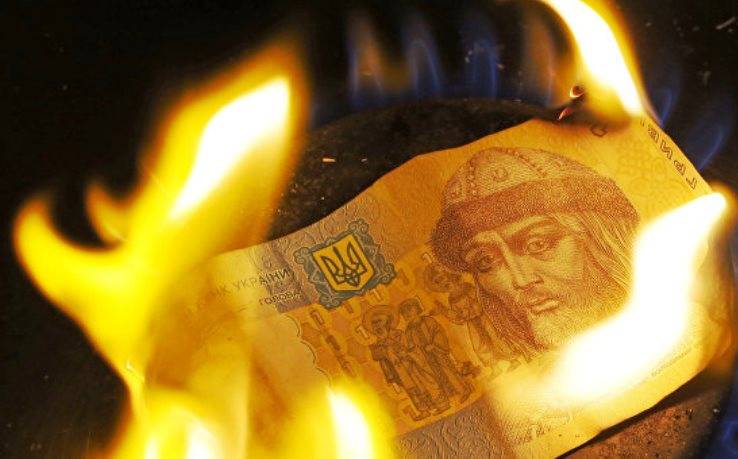 Киев: без поддержки МВФ курс гривны рухнет