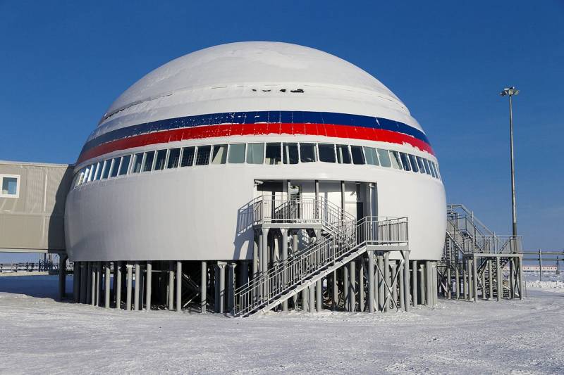 База «Арктический трилистник». Инженерное чудо и важнейший объект