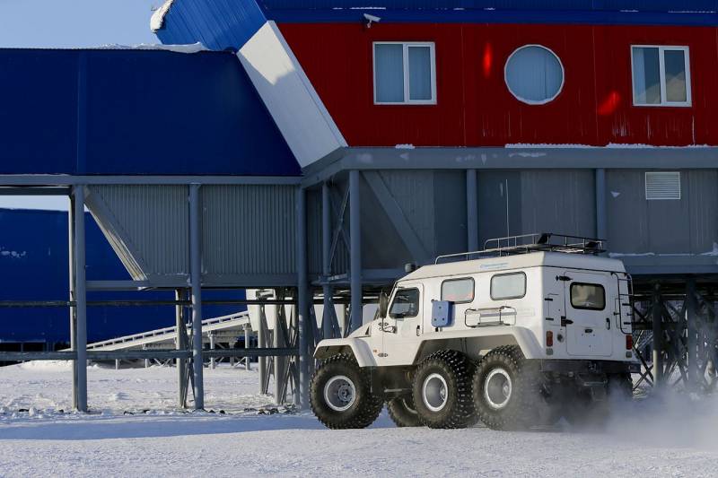 База «Арктический трилистник». Инженерное чудо и важнейший объект