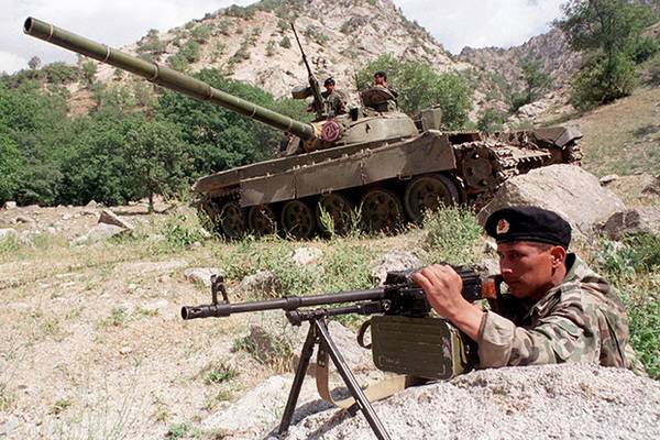 Губит людей вода