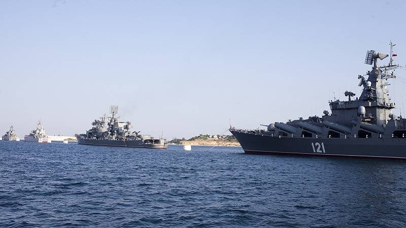 Черноморский флот поднят по тревоге