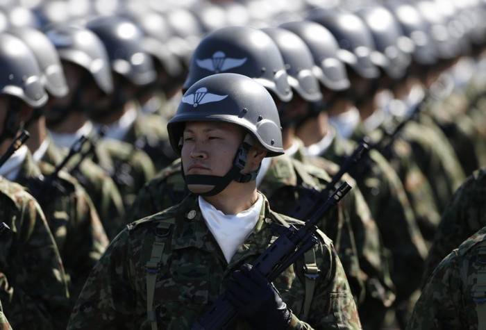 Япония собирается оснастить армию наступательными вооружениями