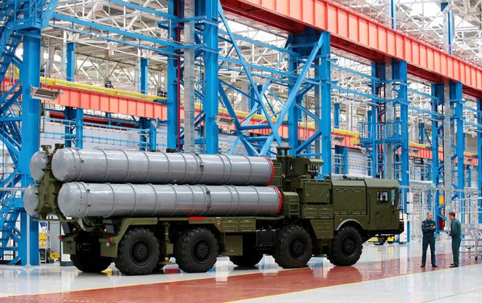 Источник: Россия начала поставки систем ПВО С-400 в Китай