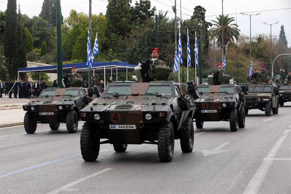 Заклятые друзья. Греция перебрасывает 7 тыс. военнослужащих к границе с Турцией