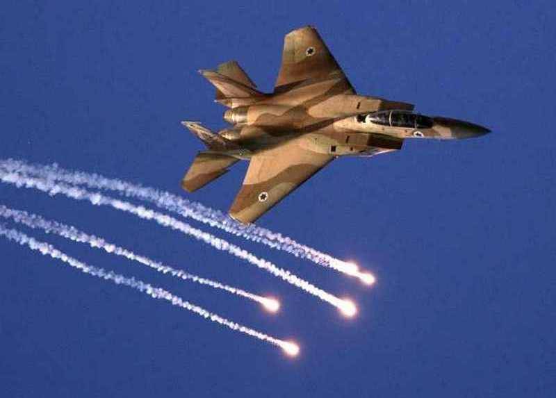Все сто ракет пролетели мимо. Израиль "отчитался" по бомбардировке Сирии
