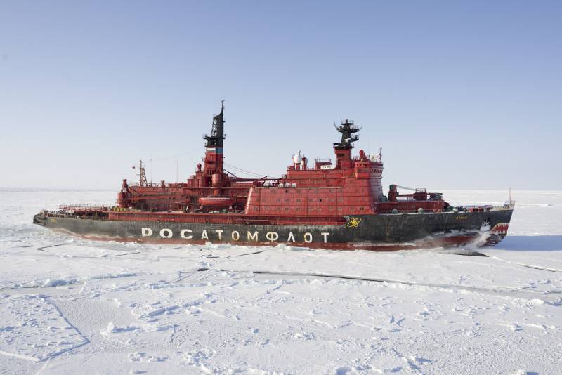 Северный морской путь: льды тают − напряженность растет