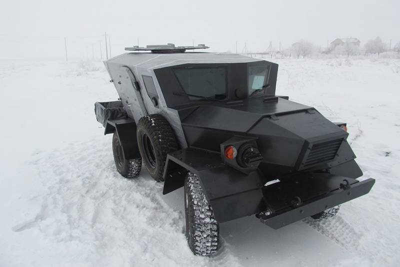 «Родом не совсем из нашего века»: на Западе оценили новый российский бронеавтомобиль «Ласок 4-П»