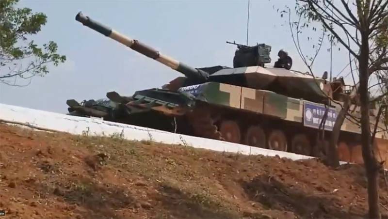 В индийском репортаже танк Arjun Mk-1A назван «одним из самых продвинутых танков современности»