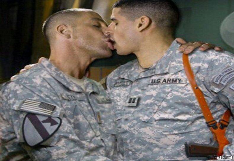 Sucking military dude fan pictures