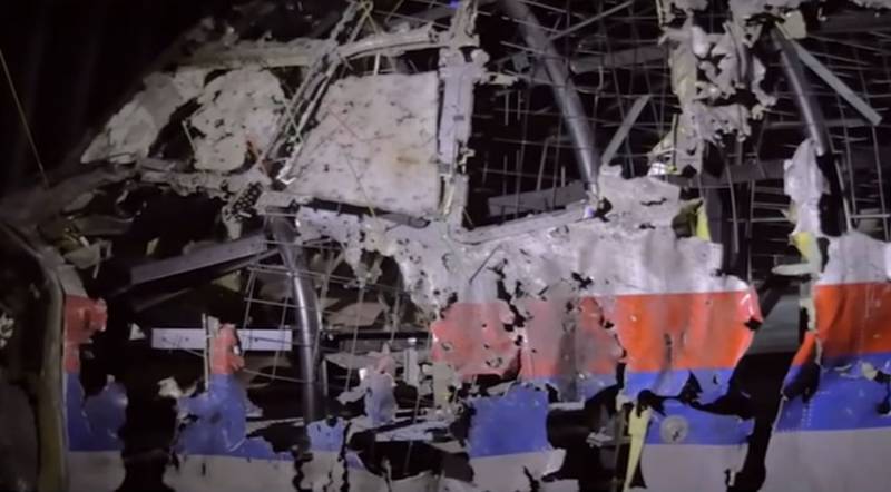 Семь лет с момента падения MH17 на востоке Украины: фарс со следствием и судом продолжается