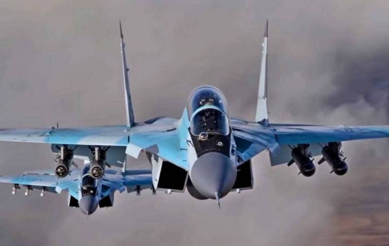 Российская пилотажная группа «Стрижи» переходит с истребителей МиГ-29 на Миг-35