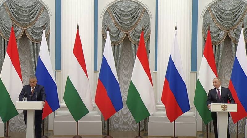 Премьер-министр Венгрии на пресс-конференции с президентом РФ: Мы предлагаем венгерскую модель отношений с Россией