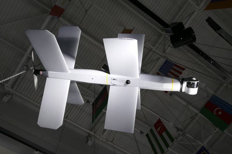 在 «Ростехе» пообещали поставить российским ВС необходимое число дронов-камикадзе «КУБ» 和 «柳叶刀»