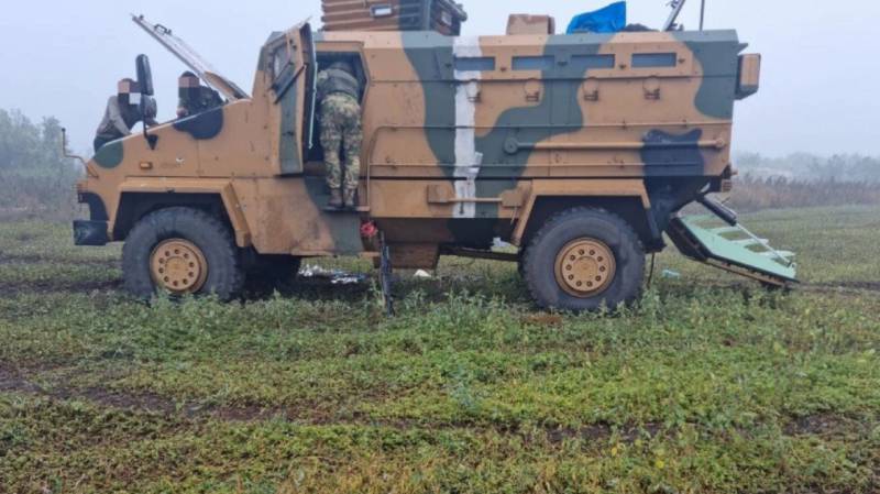 Des parachutistes russes ont saisi du matériel de l'OTAN lors des combats dans la région de Kherson