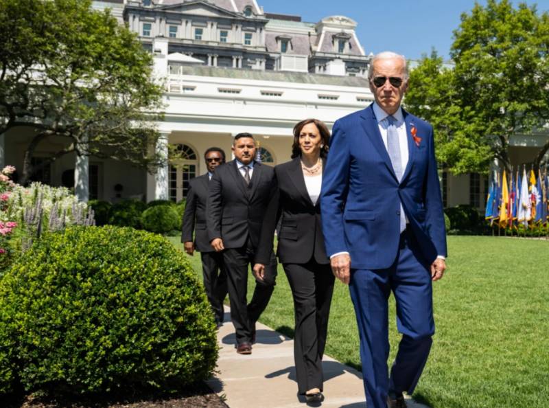 Representatives of the Democratic Party withdrew the letter to Biden, where they offered to start negotiations with Russia