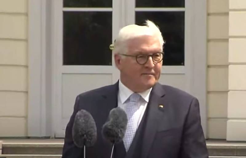Президент Германии отменил запланированный визит в Киев
