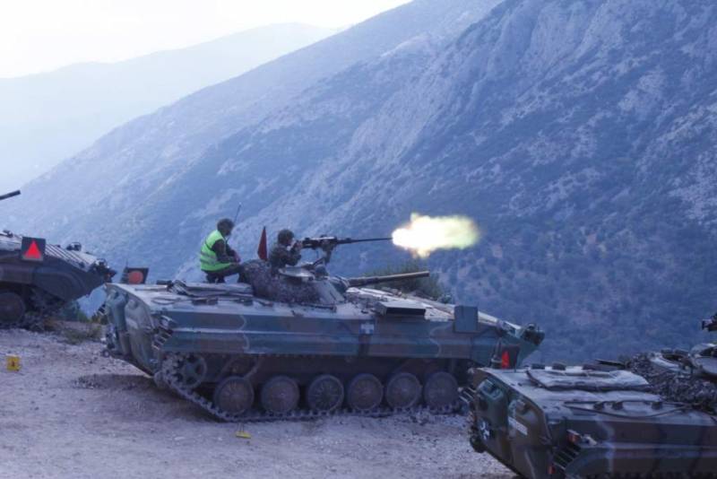 Греция начала процедуру поставки партии боевых машин пехоты BMP-1P на Украину