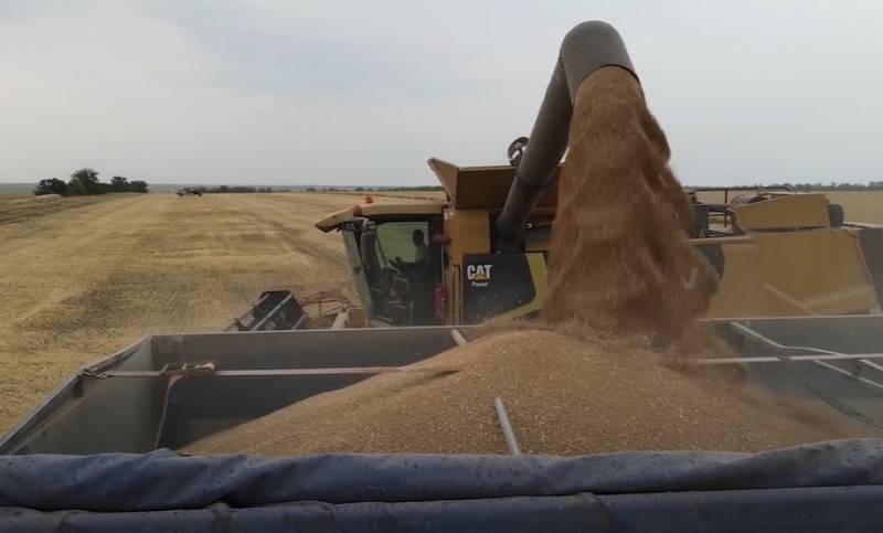 Власти Украины отреагировали на решение России приостановить действие «зерновой сделки»
