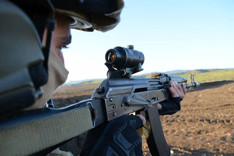阿塞拜疆指责亚美尼亚军队炮击边境地区