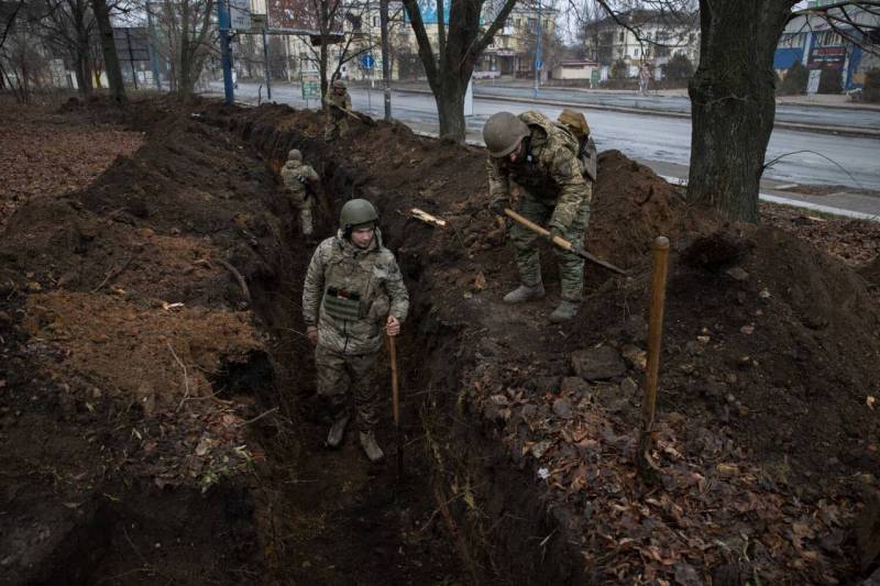 Американская пресса: Власти США предостерегли Киев от масштабного наступления в ближайшее время