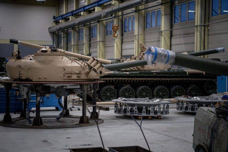 «Это вынужденное решение»: Марокко передало Украине танки Т-72