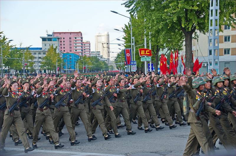 To North Korea per day 800 thousands of people decided to join the army to fight the United States