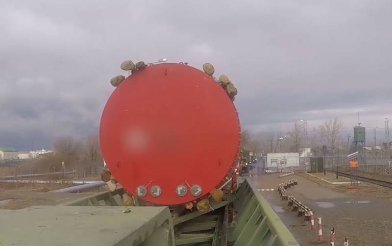 Un expert américain du renseignement militaire a qualifié la Russie de seul pays au monde doté de systèmes hypersoniques stratégiques