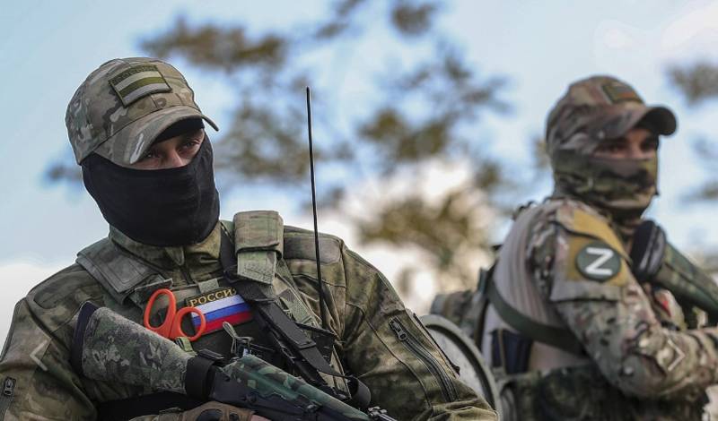 Journal américain citant un soldat ukrainien: «Некоторым российским солдатам даже оружие не выдают»