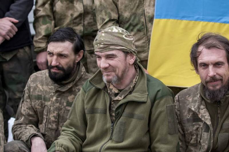 Бойцы ЧВК «Вагнер» отправили домой полсотни украинских военнопленных перед Пасхой