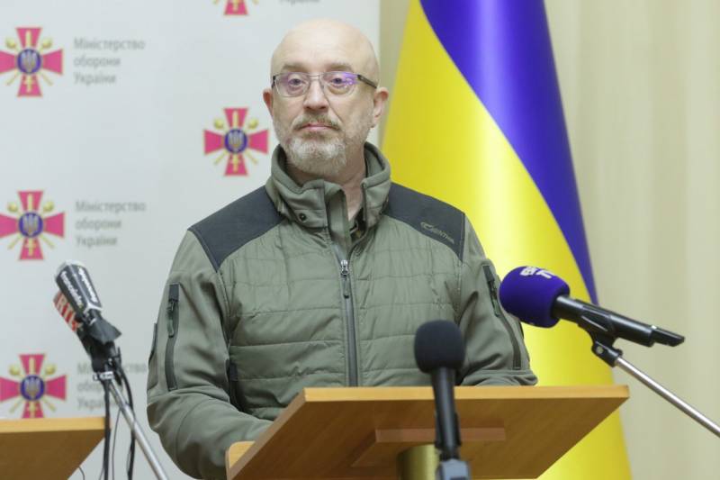 Le chef du ministère ukrainien de la Défense, Reznikov, a annoncé le développement d'un missile ukrainien prometteur d'une portée allant jusqu'à mille kilomètres